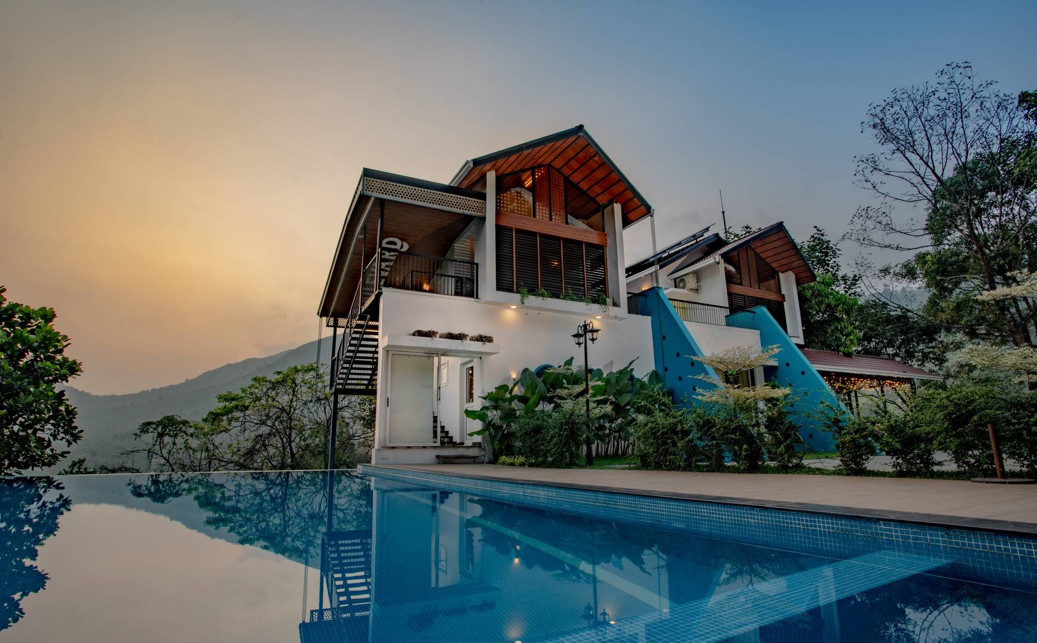 Luxury Resort, World-Class International Standards